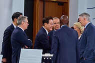G7 정상회의 확대회의 2세션 사진 3