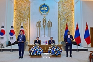 한-몽골 협정·MOU 교환식 공동언론발표 사진 1