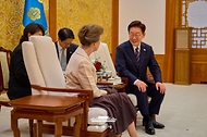 영국 앤 공주 접견 사진 4