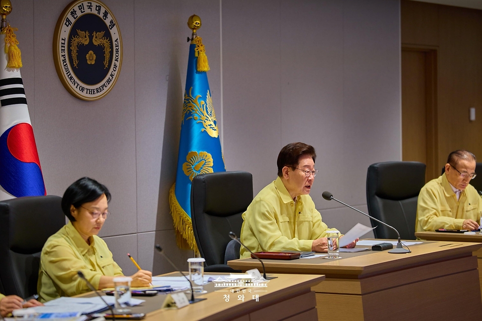 이재명 대통령이 8월 18일 청와대에서 열린 을지 국가안전보장회의에서 발언을 하고 있다.