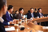 베트남 닭고기 첫 수출 선적식 사진 5