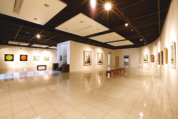 가일미술관 1층 전시장.