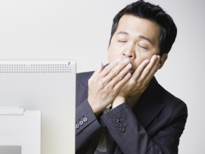 하품하는 직장인 하품하는 직장인