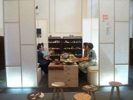 맛보고, 즐기고, 느낄 수 있는 생활 속 공예가 앞으로는 우리 삶 속에서 더욱 가까워지길 바란다