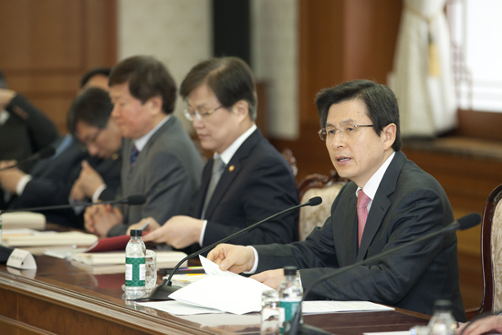황교안 국무총리가 6일 오전 서울 정부서울청사에서 