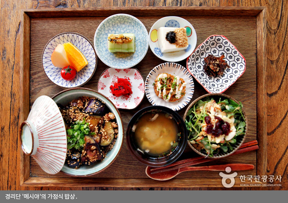 경리단 ‘메시야’의 가정식 밥상