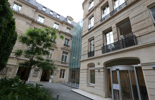 파리 8구에 있는 이 건물은 샹젤리제 거리와 대통령궁인 엘리제궁에서 걸어서 10분가량 거리에 위치해 있다.  (사진 = 해외문화홍보원 코리아넷)