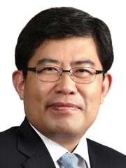 윤창현 서울시립대 경영학부 교수·공적자금관리위원회 민간위원장