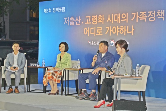 패널들의 전문적인 정보를 많이 알게 되었다.