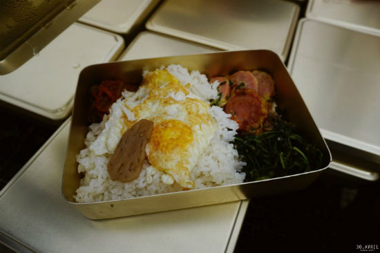 꿀맛같은 추억의 도시락 점심식사