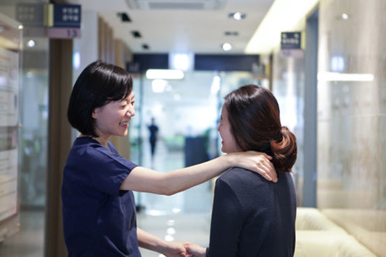 부산 해운대 나눔과행복병원은 시차출퇴근제를 도입, 유연근무와 경영 두마리 토끼를 잡을 수 있게 됐다.(사진=나눔과행복병원)