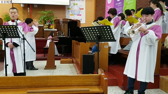 대한민국 정책기자단을 만나기전 평범한 자원봉사자로 살았다.