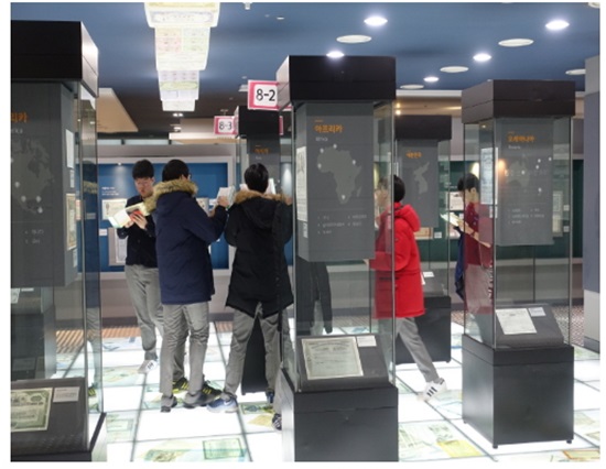 증권박물관 견학 모습.(사진=증권박물관 홈페이지)