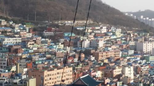 영화 국제시장처럼 부산 바다를 내려다보는 감천문화마을