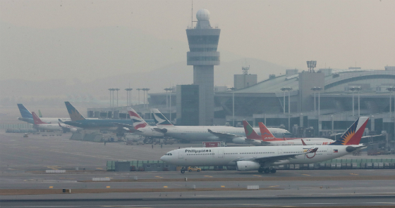 인천공항 항공기 계류장 모습. <저작권자(c) 연합뉴스, 무단 전재-재배포 금지>