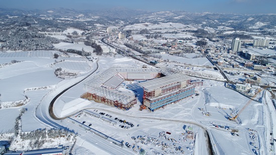 웅장하게 조성된 평창동계올림픽 스타디움.(사진=2018 평창동계올림픽대회 조직위원회)