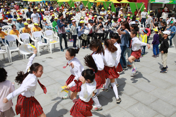 작년 5월 가정의 달을 맞아 열린 문화축제 하우펀 행사. (사진 = 국립아시아문화전당) 