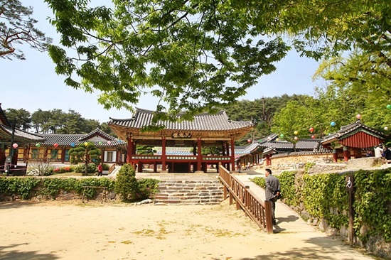 천년고찰 신륵사