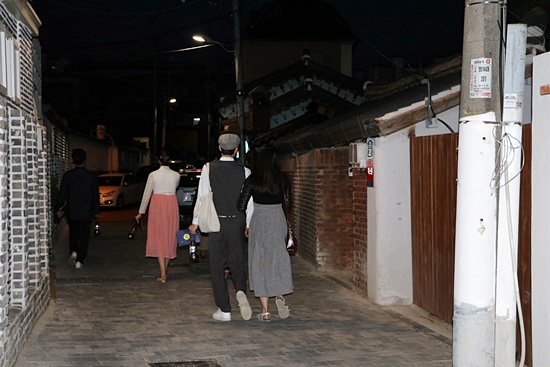 봄날 달빛속으로 떠나는 달빛투어