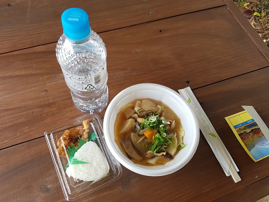 따스한 점심 한 끼