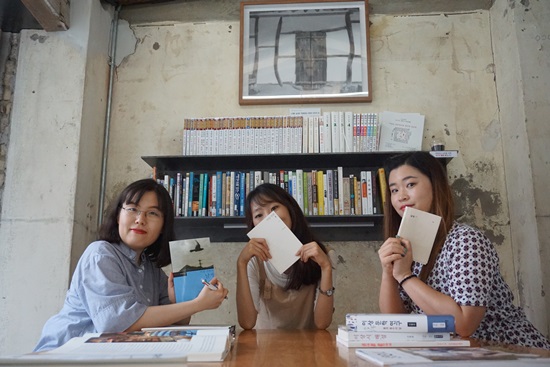 오랜만에 정책기자들과 만나, 역사, 문학, 광복 그리고 시인 윤동주가 어우러진 뜻 깊은 시간을 함께 보냈다. 좋아하는 것을 공유하며, 바빴던 일상에 작은 쉼표가 되었던 하루가 된 듯하다.  