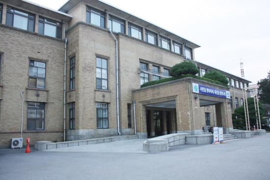 충남도청 역시 일제시대 지어진 근대문화유산이다. 