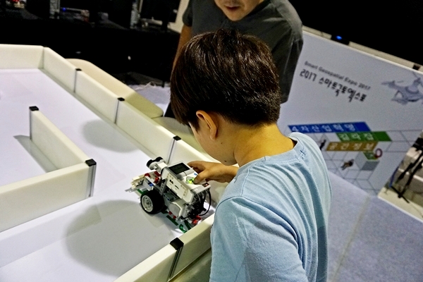 과연 이번에는 미로를 통과할까?