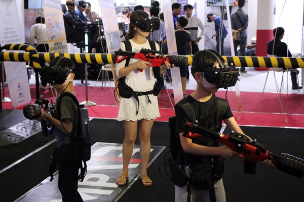 VR 서바이벌 게임 