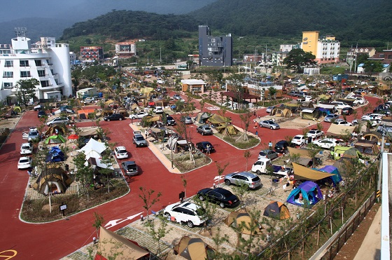 학동자동차야영장.