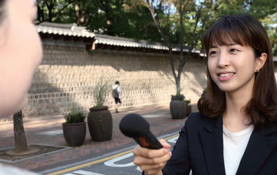 공혜림 기자는 이번 명절 취재에는 운동화를 신고 나갈 생각이다. 좀 더 많이, 빨리 뛰기 위해서란다.(사진=C영상미디어)