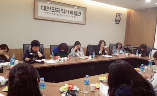 이번 VR 콘텐츠에 대해 설명하는 강성미 사무관 