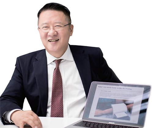 국내 최초 바이오3D프린터 개발한 로킷 대표 유석환씨.(사진=C영상미디어)