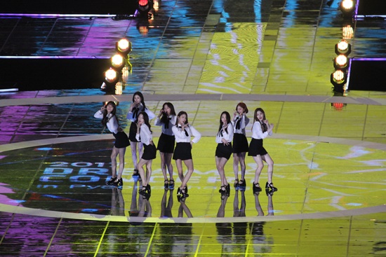 드림콘서트에 출연한 아이돌 그룹 구구단