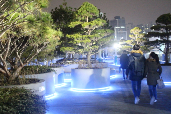 서울로 7017에서 전시되고 있는 평창 공공미술.