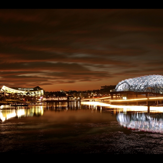 NIGHT VIEW