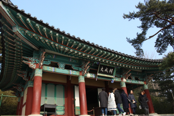 오죽헌의 모습.