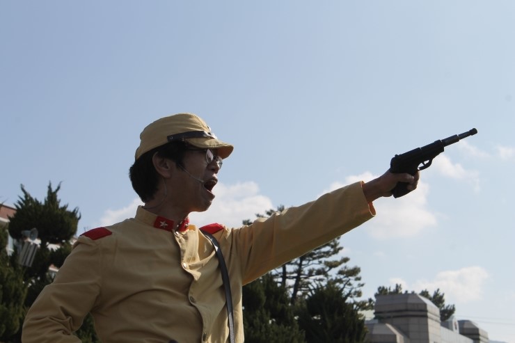 동래고등학교 운동장에서 펼쳐진 짧은 공연