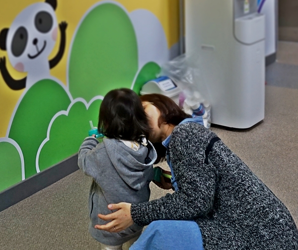 아이에게 가능한 많은 걸 주고 싶은 건 부모라면 누구나 같은 마음일 거다.