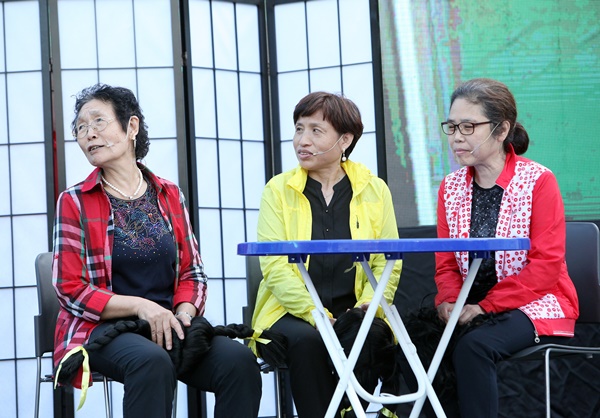 실제로 장애를 딛고 세상에 나선 사람들을 만나고 싶었다