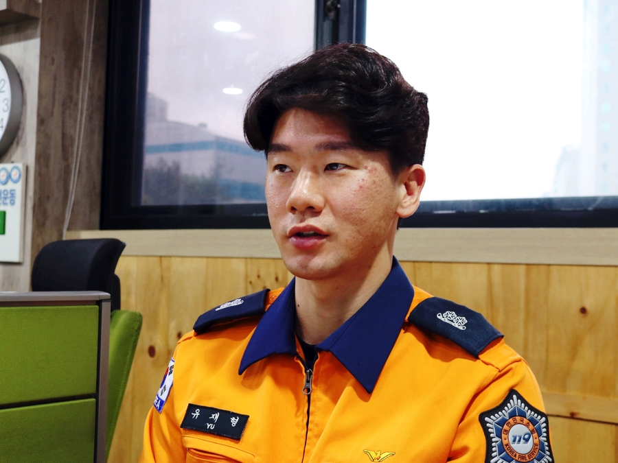 유재형 소방사는 보람되고 의미있는 직업이기에 소방관을 선택했다