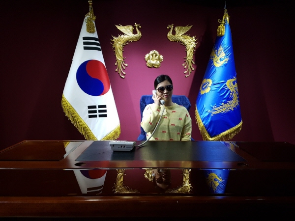 잠시나마 대통령이 됐다. 이 곳은 관람객들에게 가장 인기가 높은 포토존이다.
