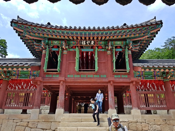 청평사의 고즈넉한 산사 이야기는 도시인의 힐링으로