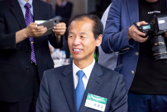 최문순 지사의 모습.