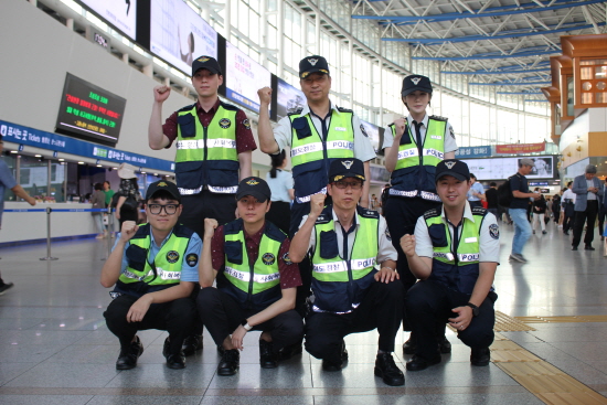 철도경찰은 하루 24시간, 최선을 다하고 있습니다.