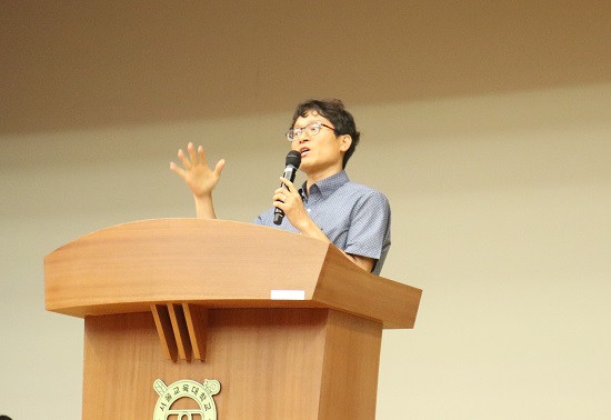 자유발언에 나선 김태훈 교사 