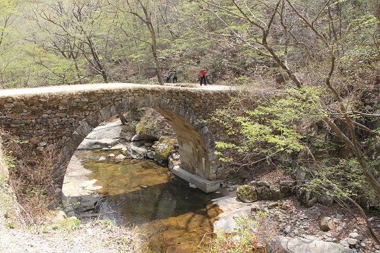 순천 선암사의 승선교(보물 제 400호)