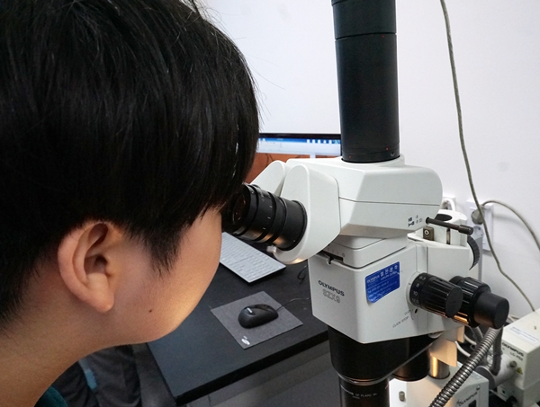 과잉이라도 좋다. 하나라도 놓치지 않도록, 조그마한 상황도 관찰하고 살펴보면 좋겠다.