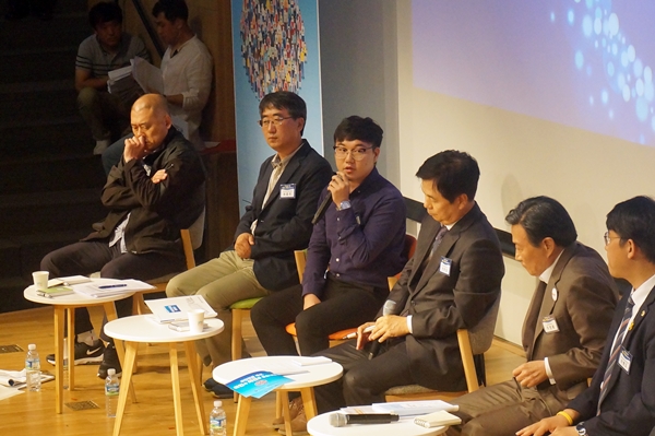 2부에서는 시민들의 의견을 들을 수 있었다. 가감없는 국민들의 의견을 생생하게 들을 수 있었던 순간이었다.