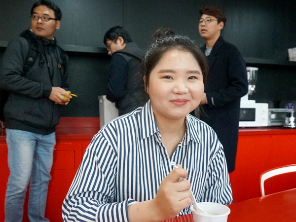 (주)가비아는 사원들에게 아침과 저녁을 제공하는 등 복지에 힘쓰고 있다.