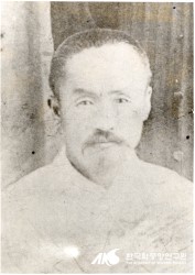 동산 유인식 선생. 한국민족문화대백과 출처